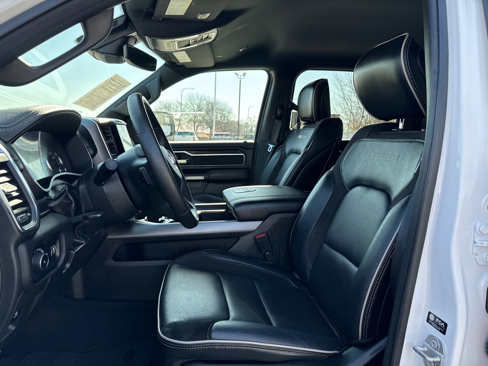 2024 RAM Ram 1500 Pickup Laramie - Photo 10