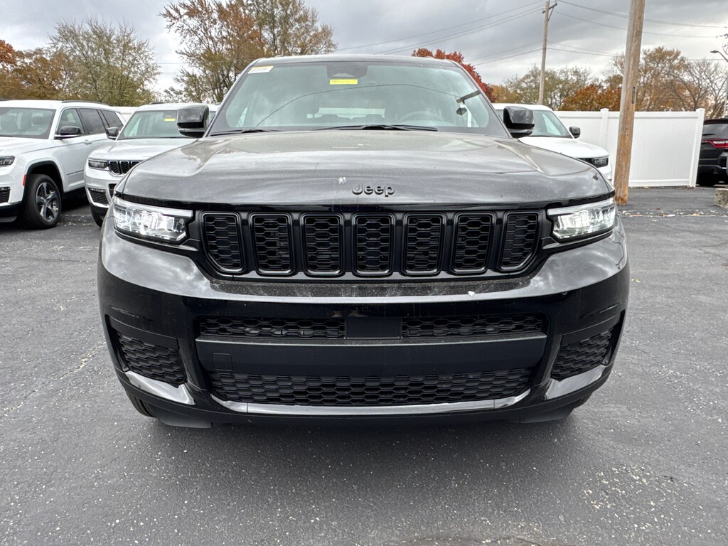 New 2025 Jeep Grand Cherokee L ALTITUDE X 4X4 Sport Utility