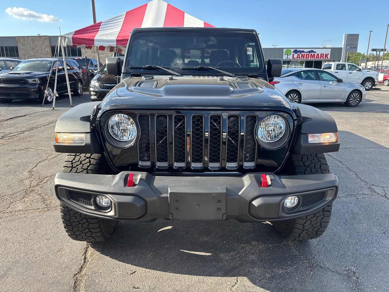 Used 2022 Jeep Gladiator Rubicon with VIN 1C6JJTBG5NL133590 for sale in Kansas City