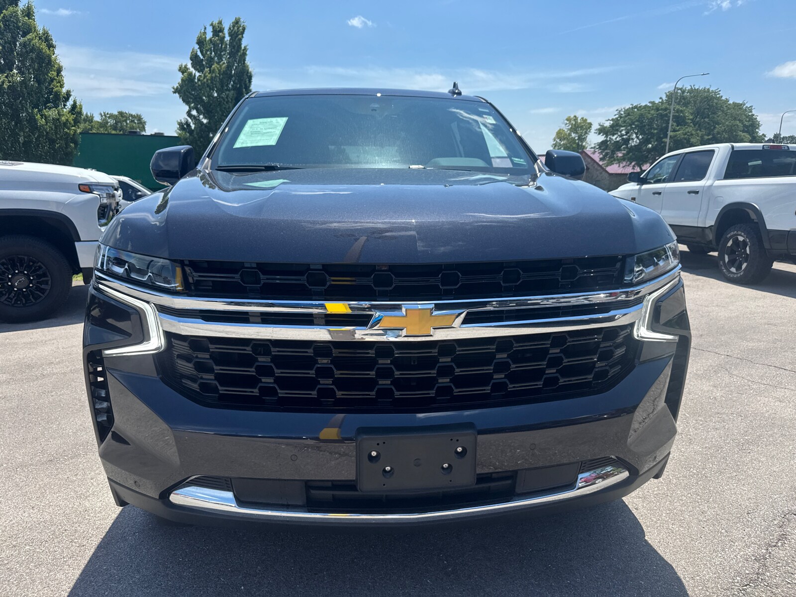 Used 2024 Chevrolet Tahoe LS with VIN 1GNSKMKD4RR205671 for sale in Kansas City