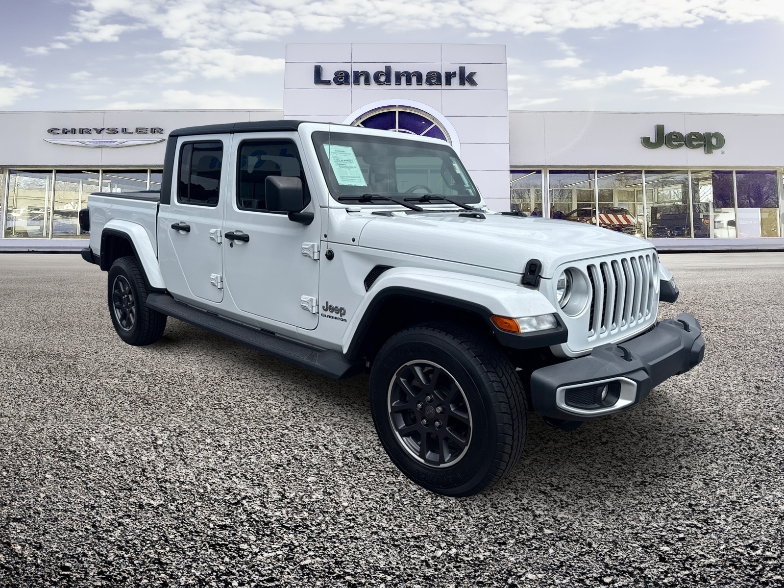2021 Jeep Gladiator Overland's photo