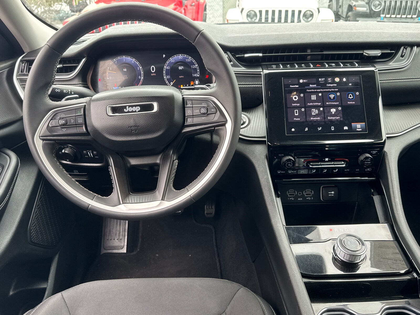 2023 Jeep Grand Cherokee Laredo - Photo 8