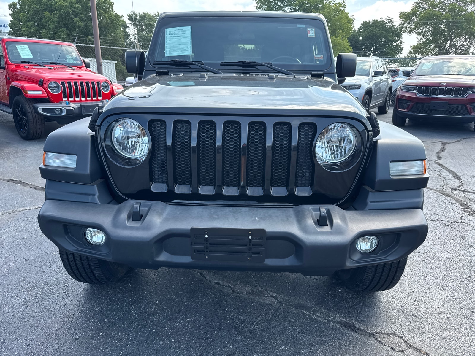Used 2018 Jeep All-New Wrangler Unlimited Sport S with VIN 1C4HJXDG7JW126631 for sale in Kansas City