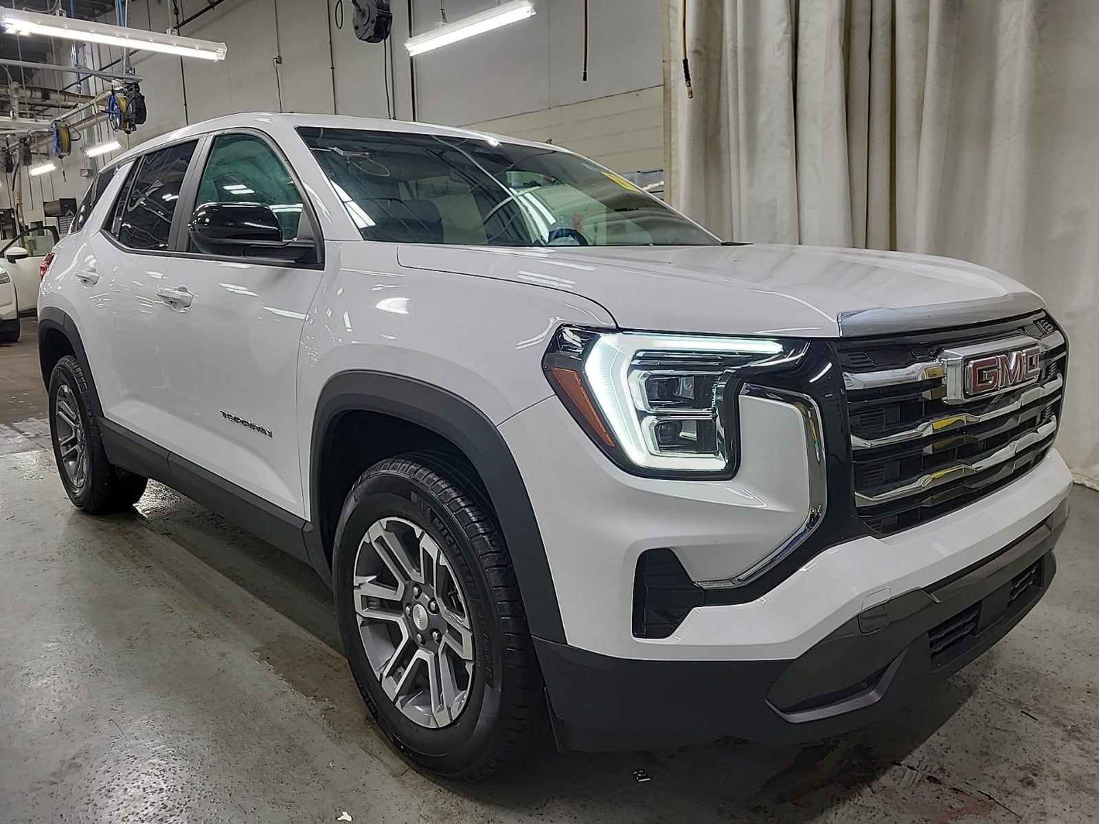 2025 GMC Terrain Elevation's photo