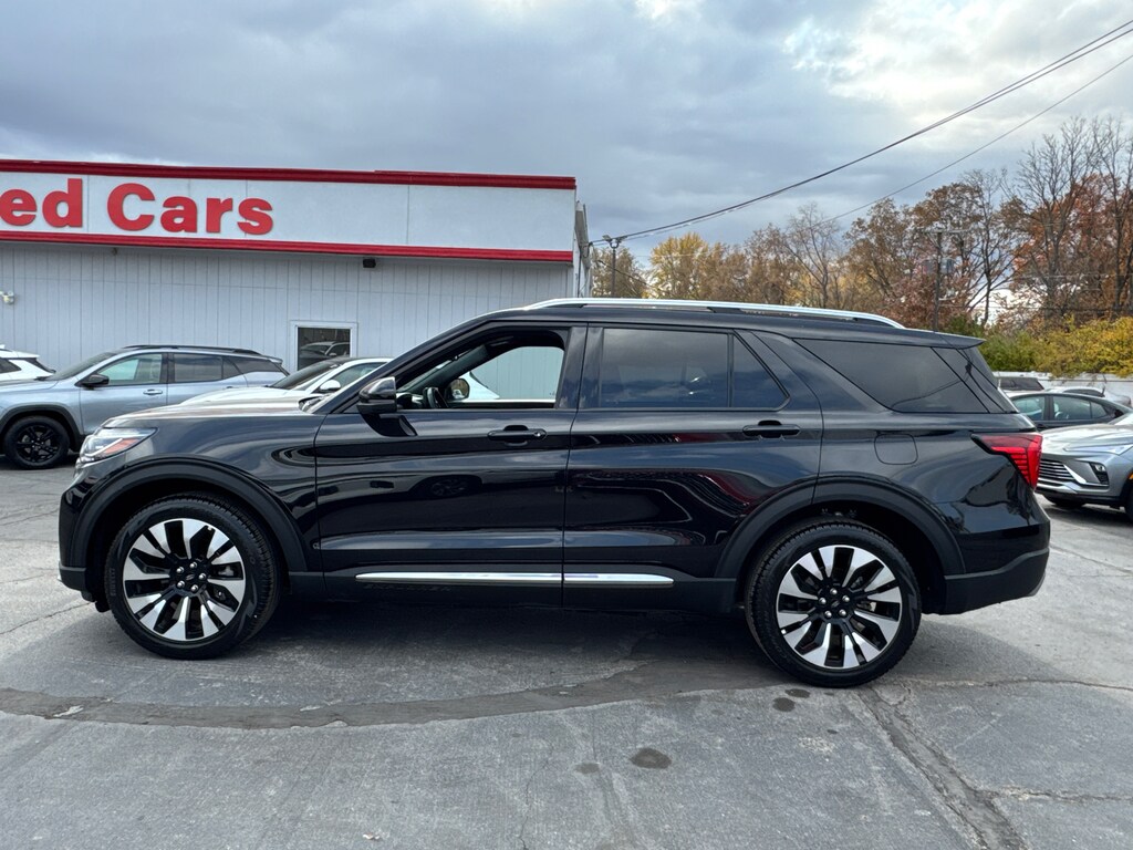 Used 2025 Ford Explorer Platinum Sport Utility