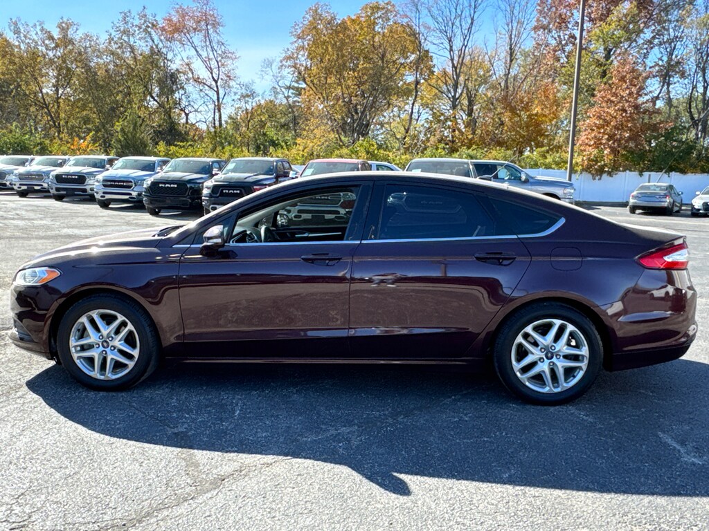 Used 2013 Ford Fusion SE Sedan