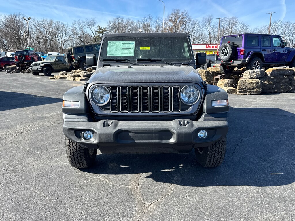 New 2026 Jeep Wrangler 4-DOOR SPORT S Sport Utility