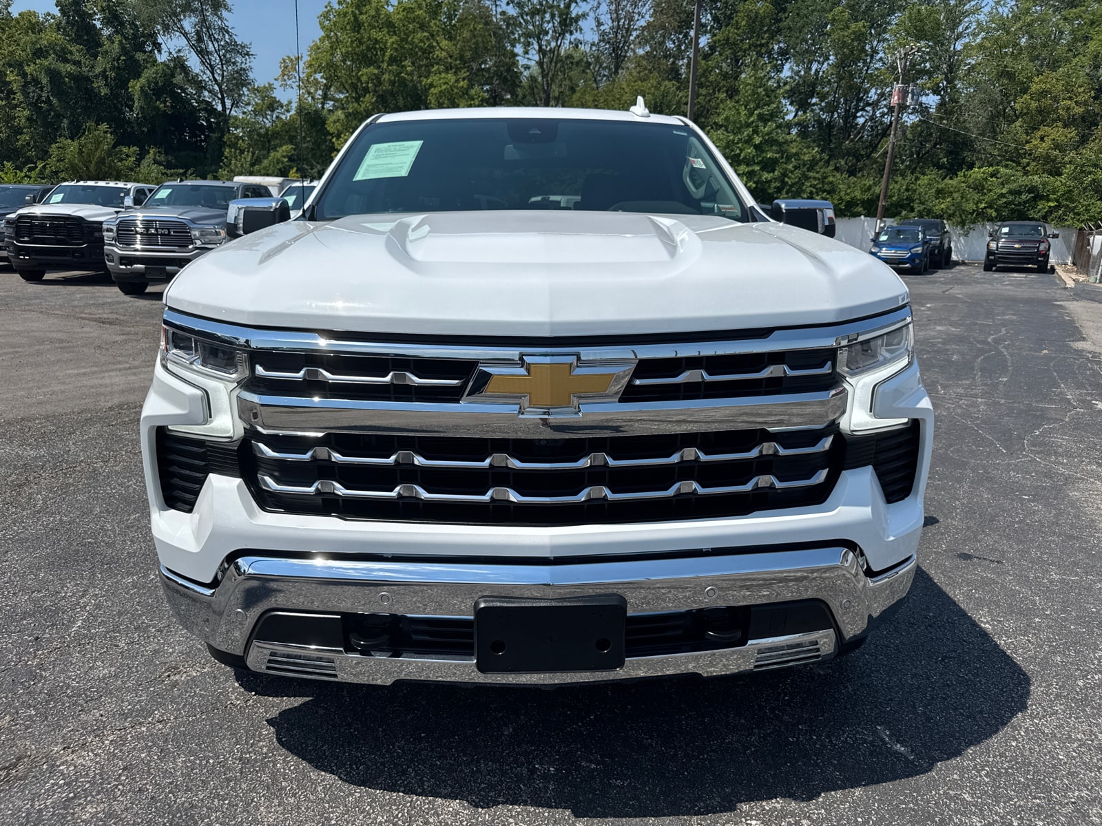 Used 2023 Chevrolet Silverado 1500 LTZ with VIN 3GCUDGED6PG102063 for sale in Kansas City