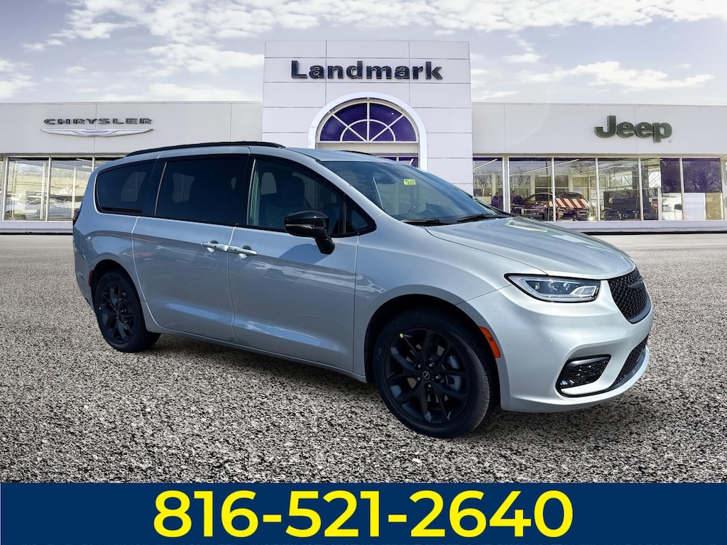 New 2026 Chrysler Pacifica SELECT AWD Passenger Van