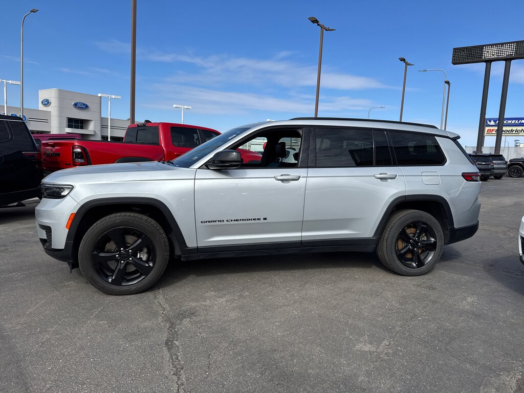 Used 2021 Jeep Grand Cherokee L Altitude Sport Utility