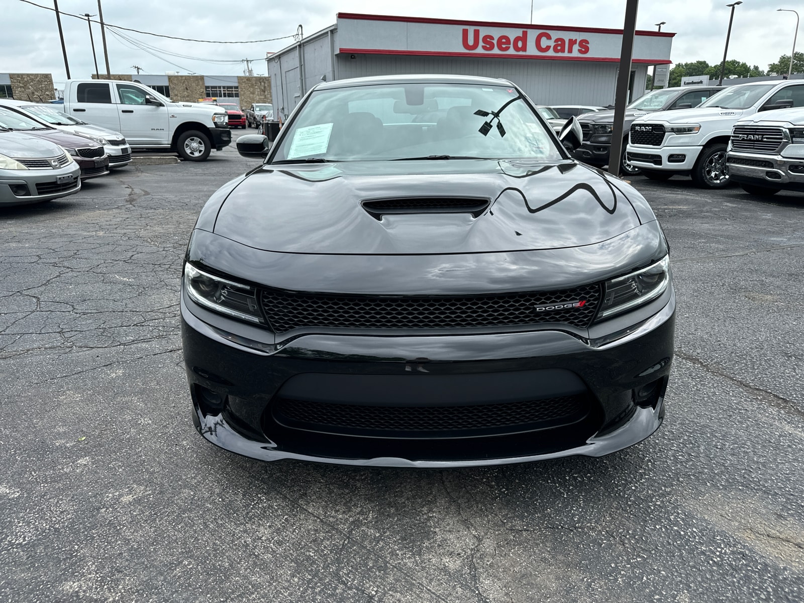 Used 2022 Dodge Charger R/T with VIN 2C3CDXCT1NH255389 for sale in Kansas City