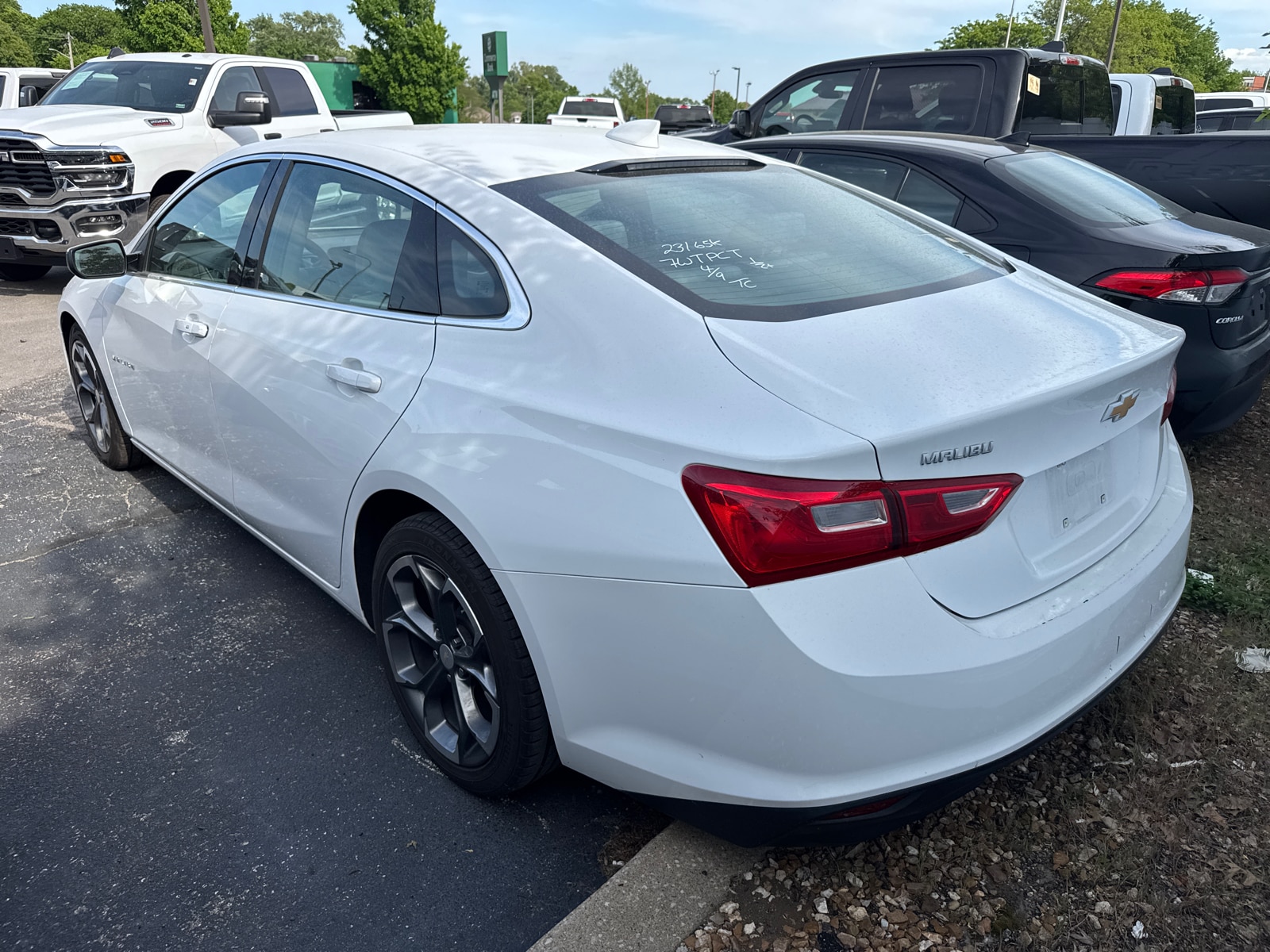 Used 2023 Chevrolet Malibu 1LT with VIN 1G1ZD5ST4PF234237 for sale in Kansas City