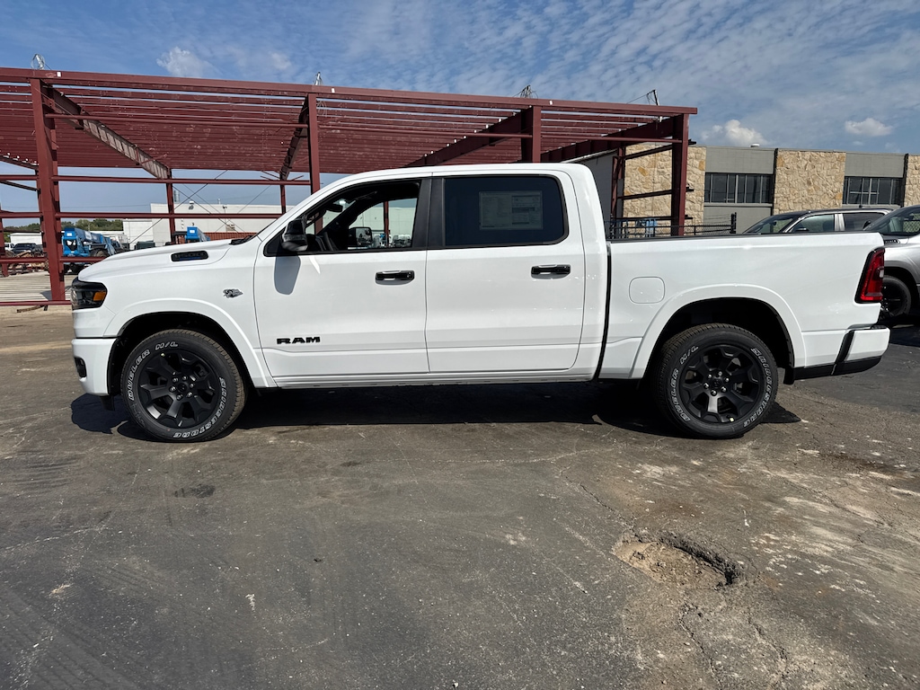 New 2026 Ram 1500 BIG HORN CREW CAB 4X4 5'7 BOX Pickup