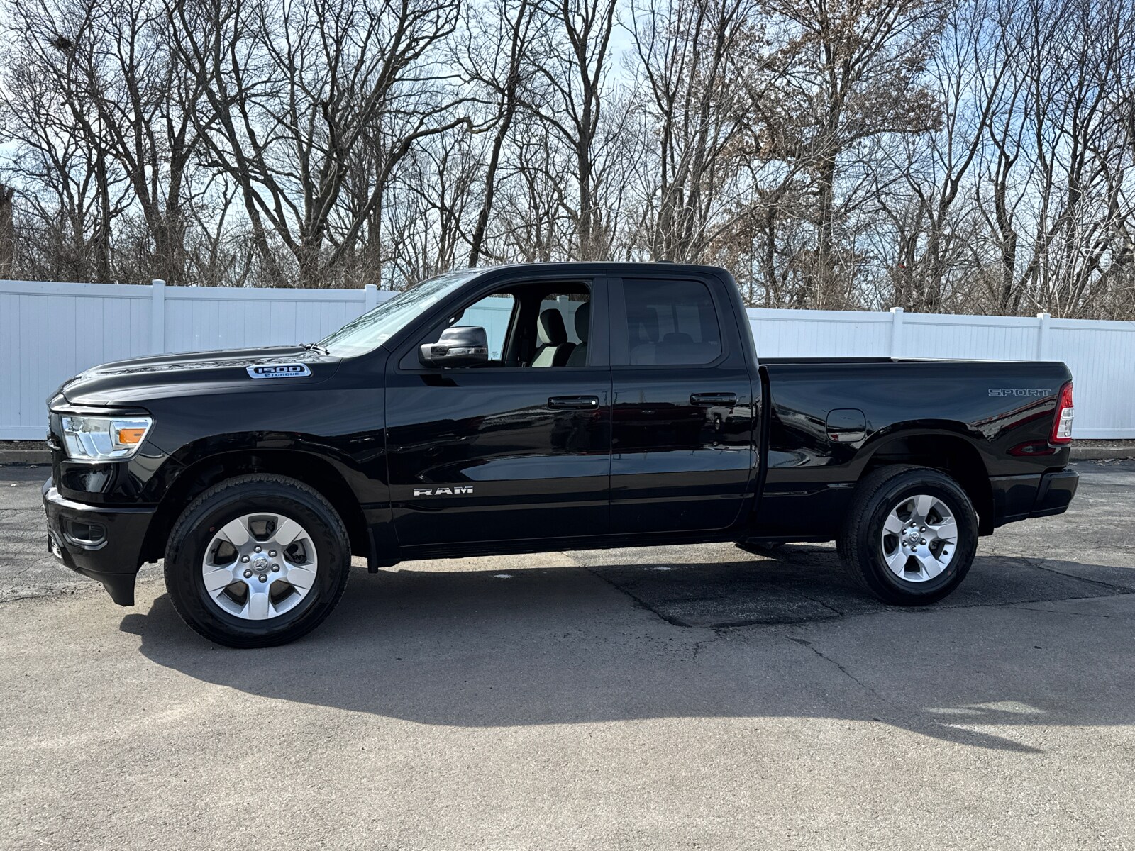 2023 Ram 1500 Big Horn photo 3