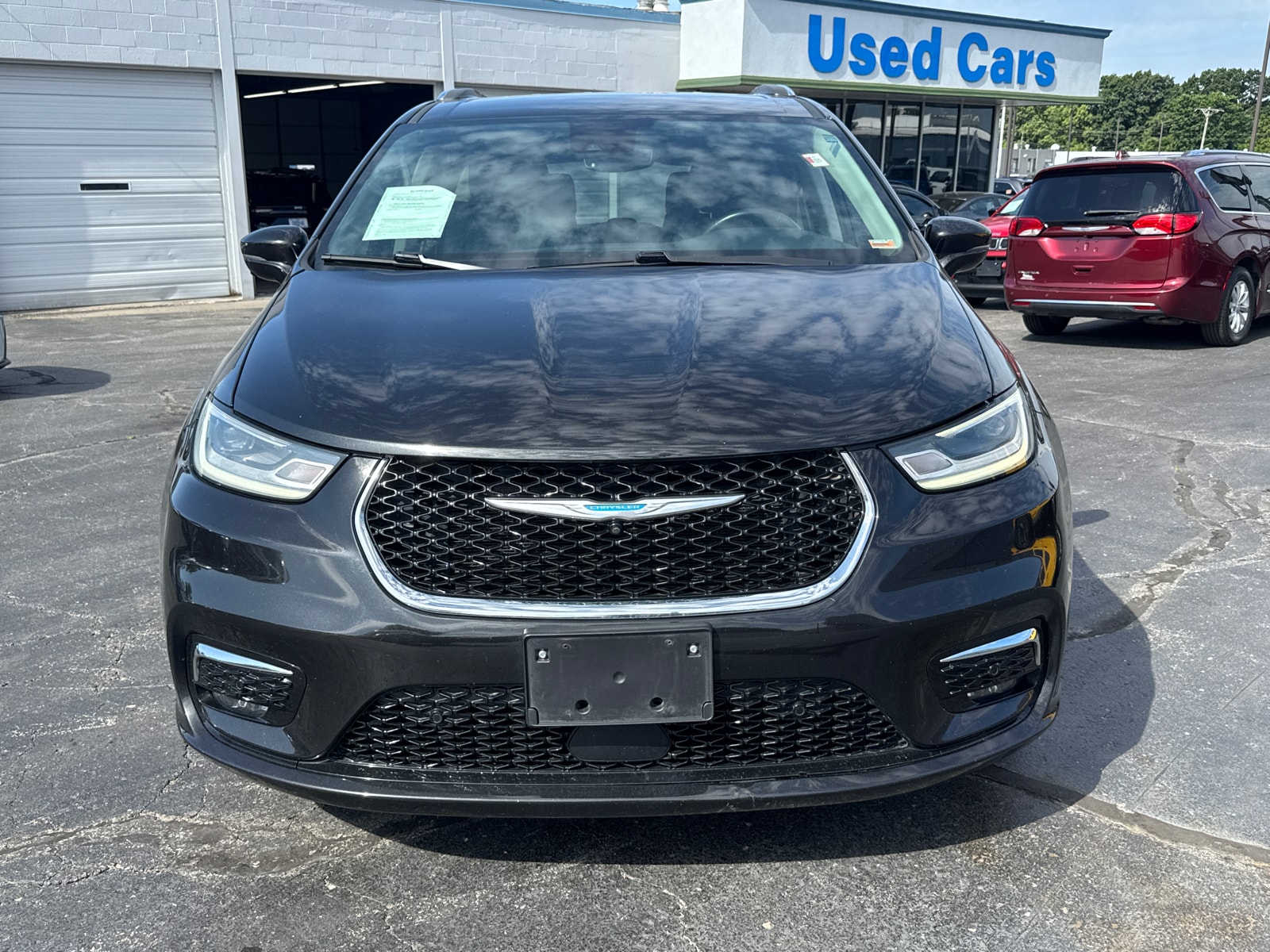 Used 2021 Chrysler Pacifica Hybrid Touring L with VIN 2C4RC1L70MR580522 for sale in Kansas City