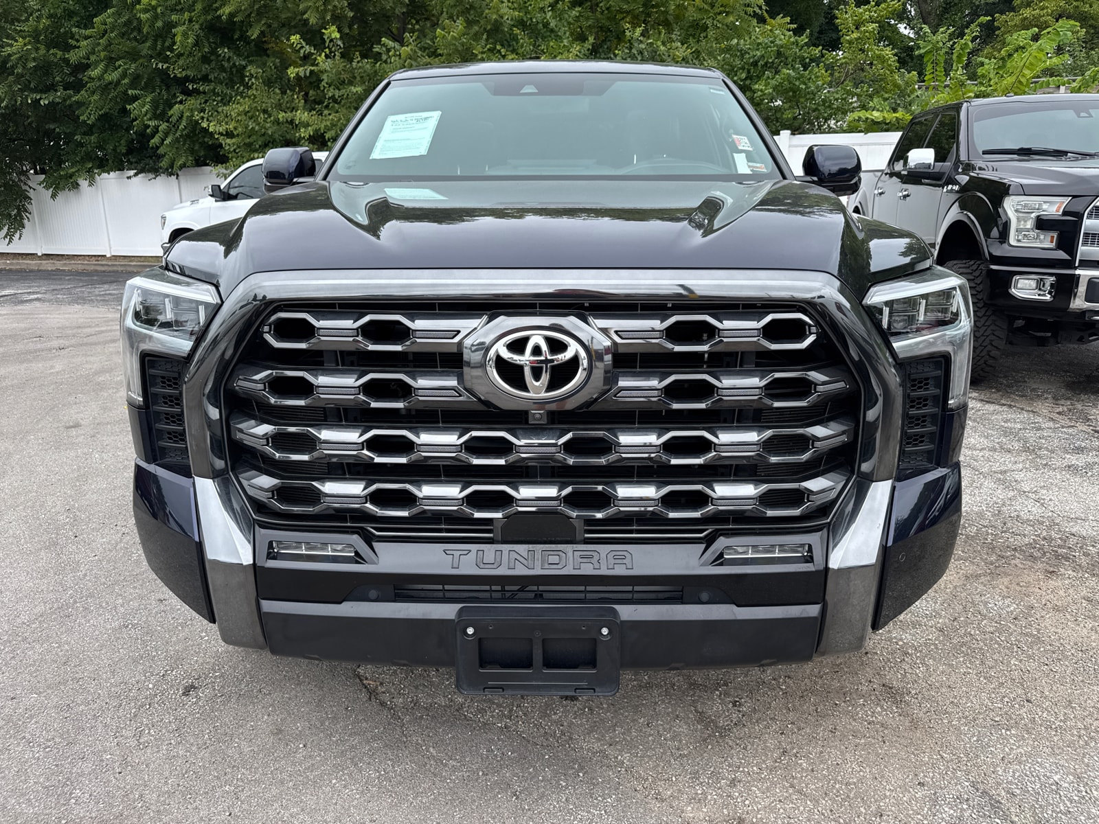 Used 2023 Toyota Tundra Platinum with VIN 5TFNA5DB6PX106286 for sale in Kansas City