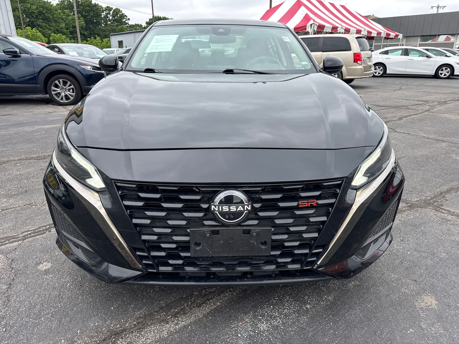 Used 2024 Nissan Altima SR with VIN 1N4BL4CVXRN387290 for sale in Kansas City