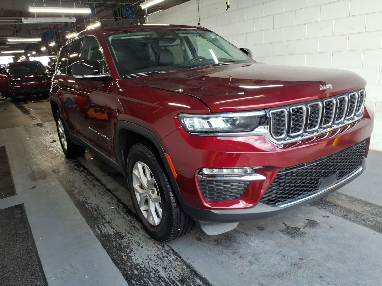 2024 Jeep Grand Cherokee Limited's photo