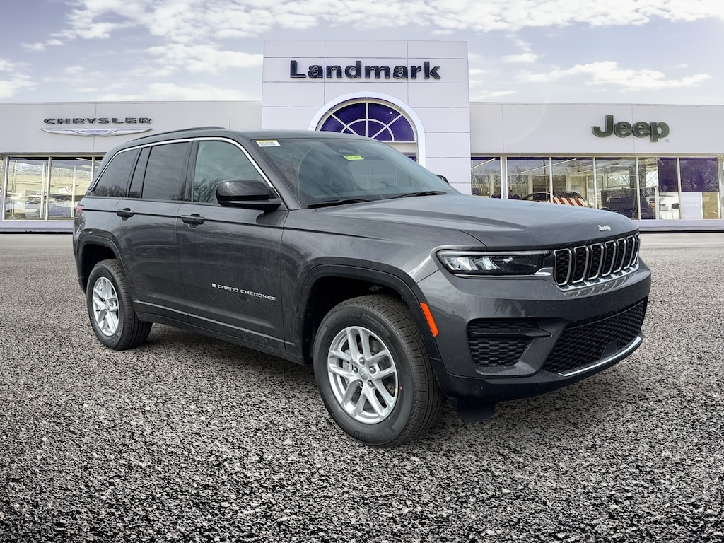 New 2026 Jeep Grand Cherokee LAREDO X 4X4 Sport Utility