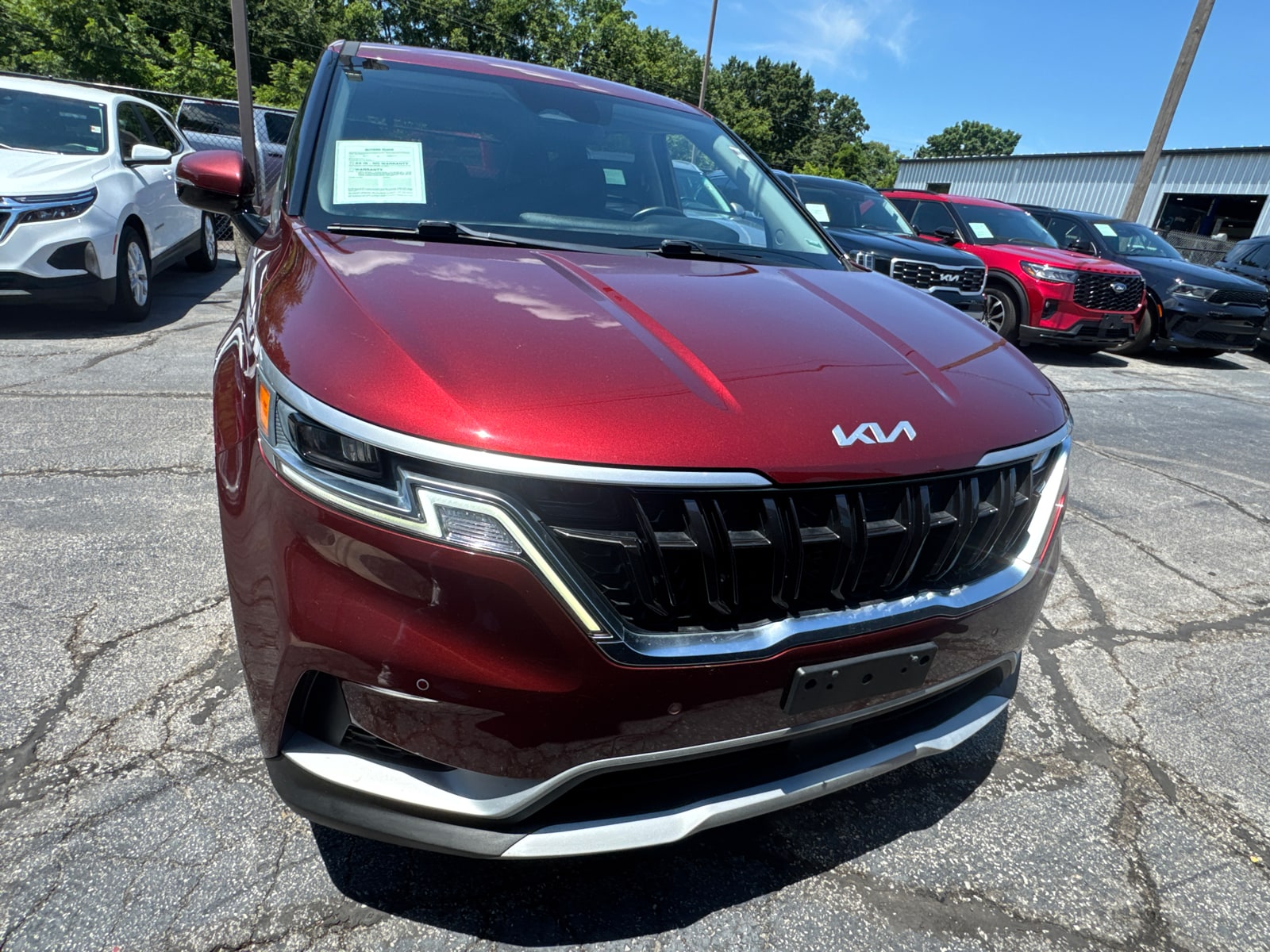 Used 2022 Kia Carnival EX with VIN KNDNC5H34N6061428 for sale in Kansas City