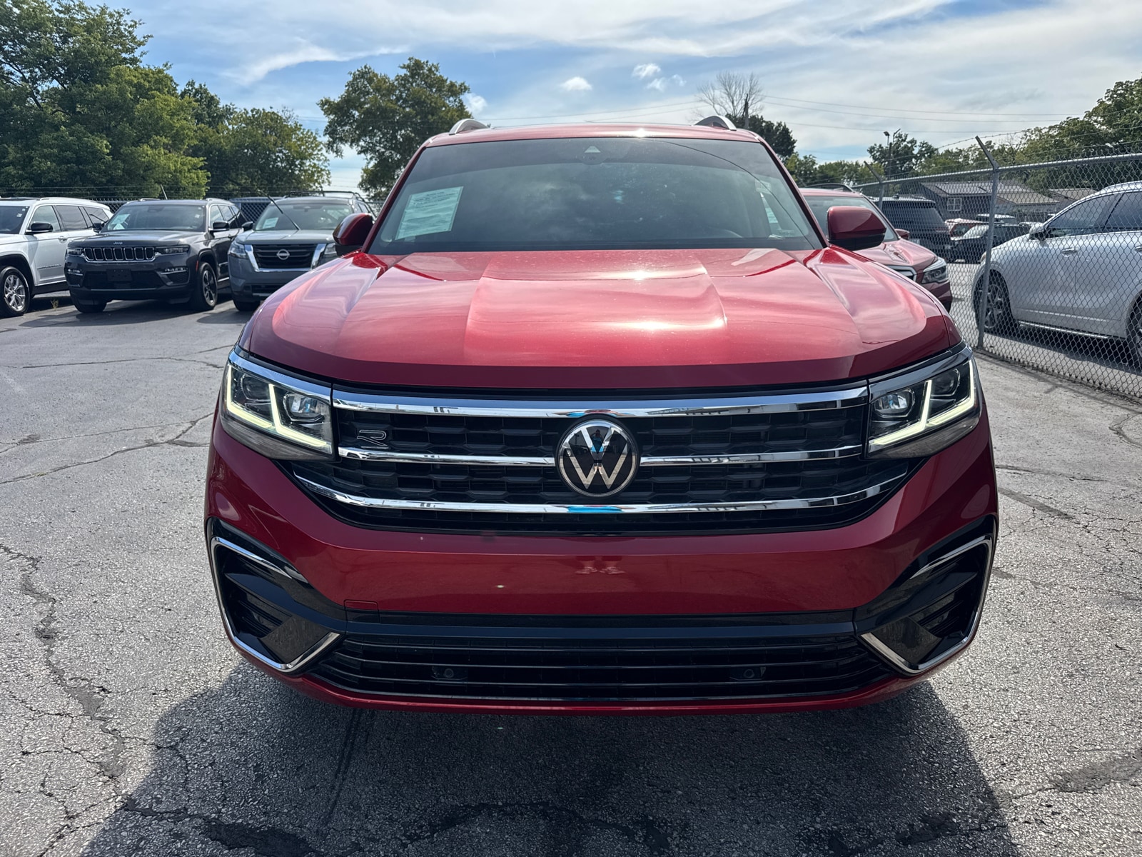 Used 2022 Volkswagen Atlas SEL R-Line with VIN 1V2AR2CA8NC548133 for sale in Kansas City