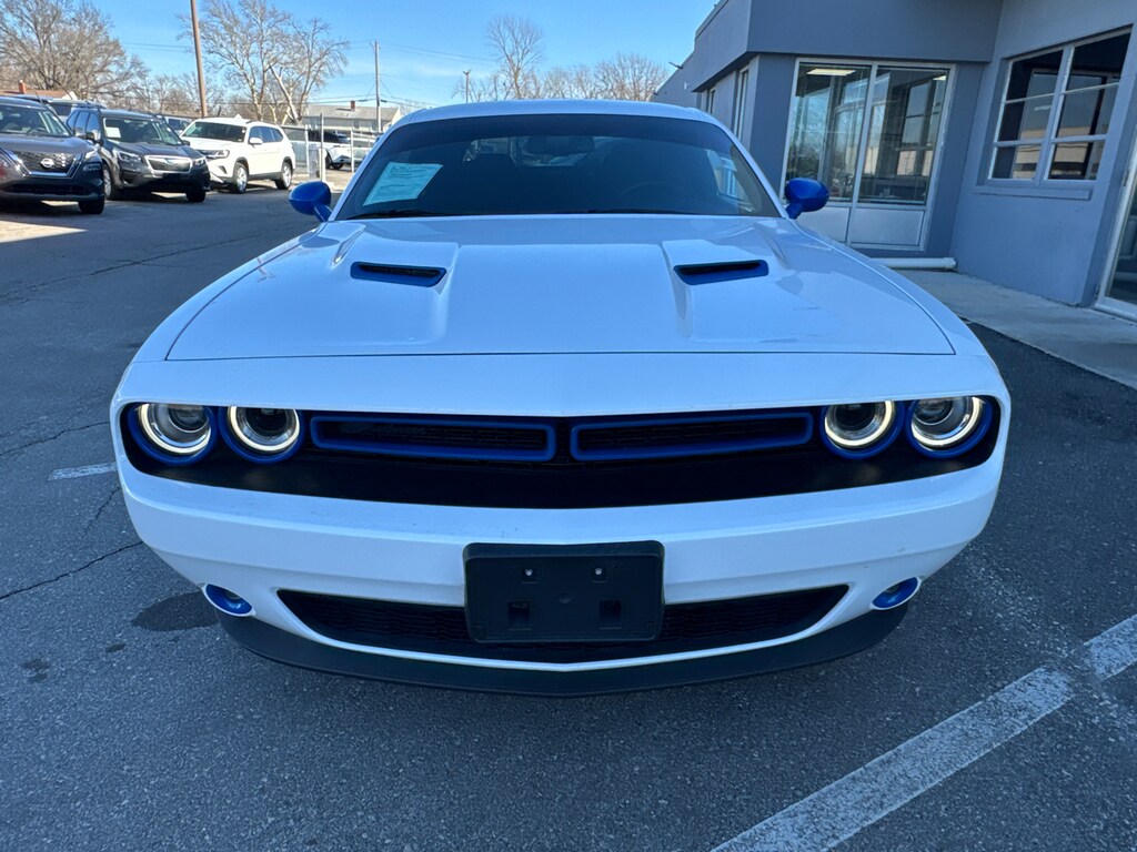 Used 2022 Dodge Challenger SXT Coupe