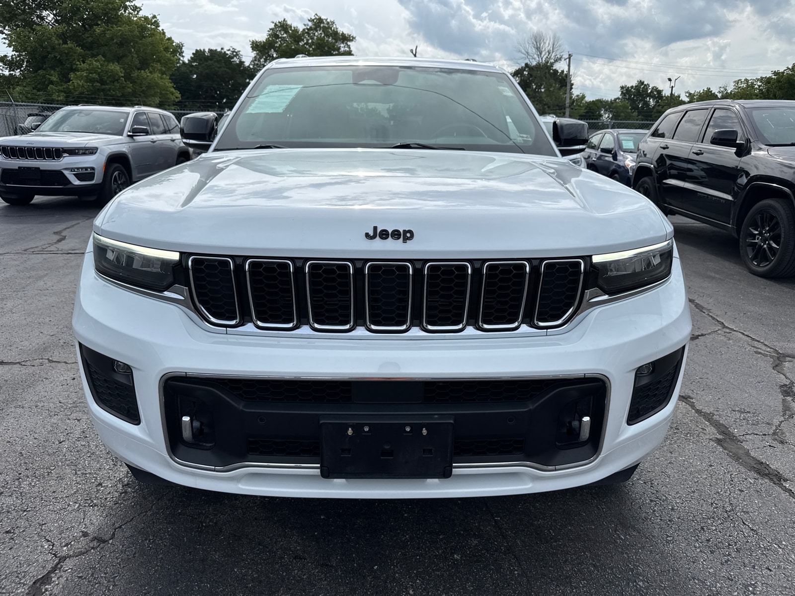 Used 2021 Jeep Grand Cherokee L Overland with VIN 1C4RJKDG6M8119931 for sale in Kansas City