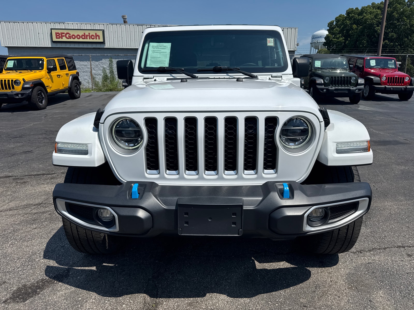 Used 2022 Jeep Wrangler Unlimited Sahara 4XE with VIN 1C4JJXP67NW183714 for sale in Kansas City