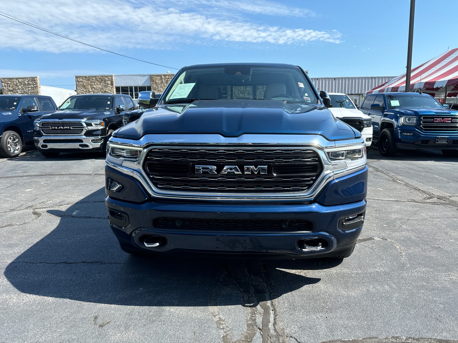 Used 2023 RAM Ram 1500 Pickup Limited with VIN 1C6SRFHT7PN664171 for sale in Kansas City