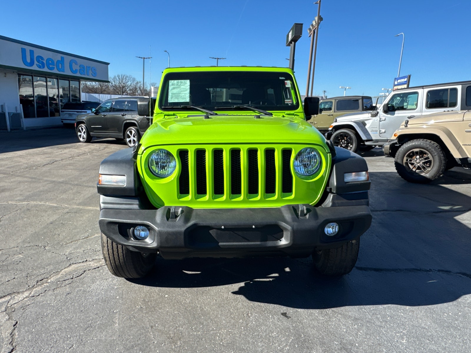Used 2021 Jeep Wrangler Unlimited Sport S with VIN 1C4HJXDG5MW851911 for sale in Kansas City
