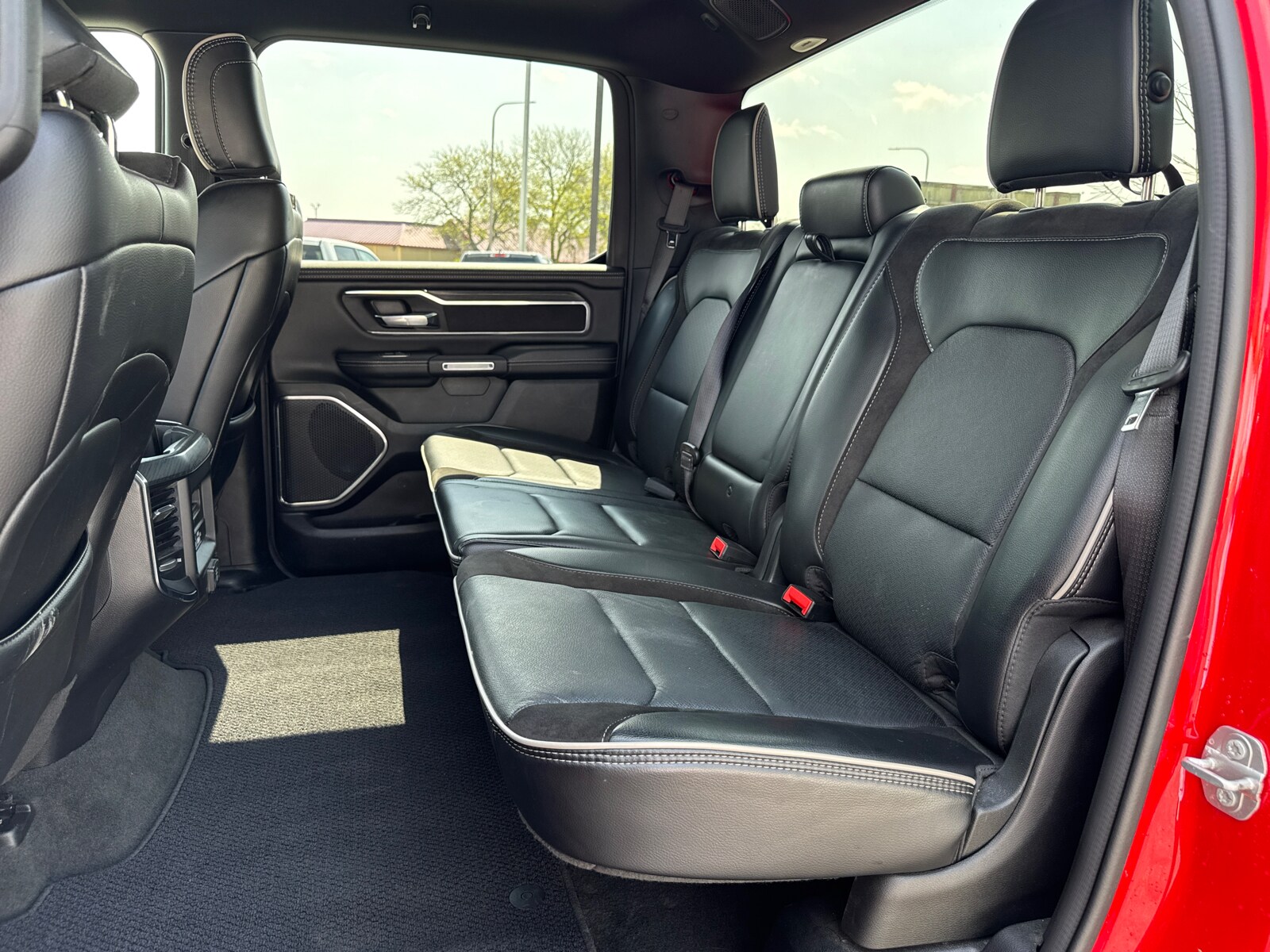 2024 RAM Ram 1500 Pickup Laramie - Photo 6