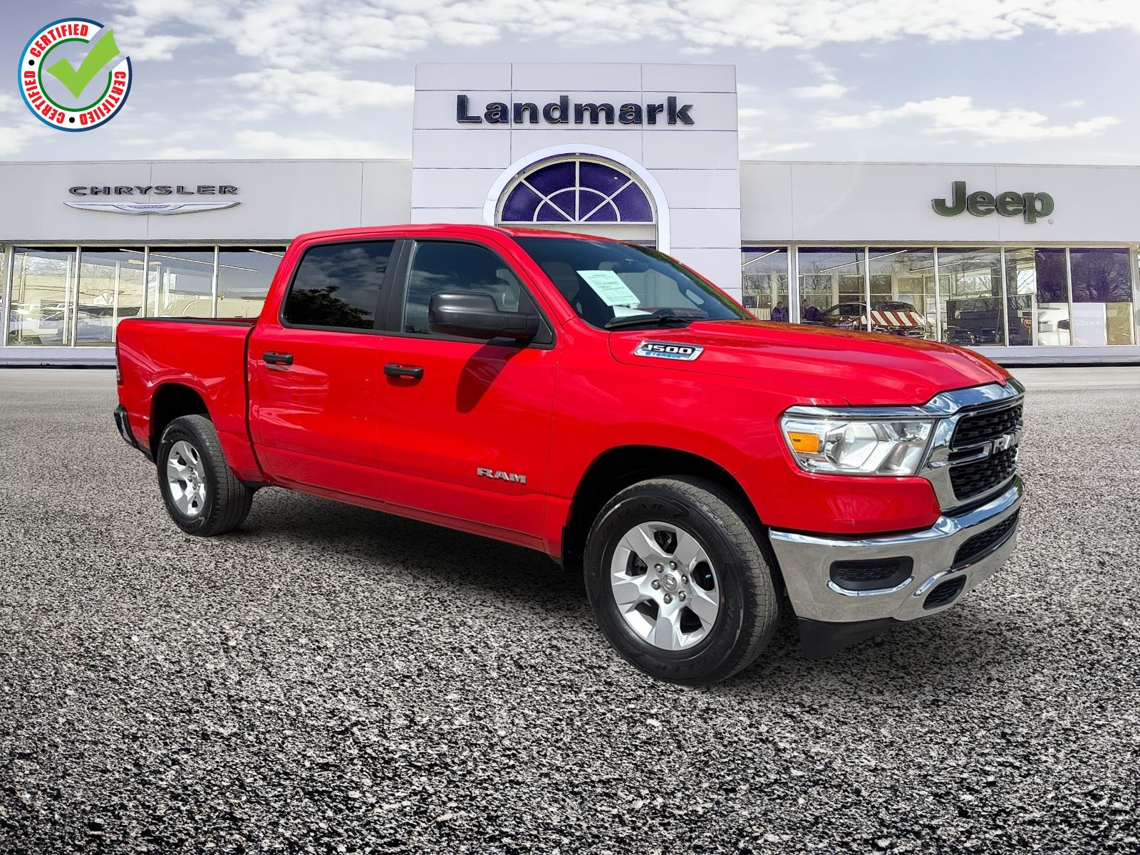 2023 RAM 1500 Big Horn/Lone Star 4x4 Crew Cab 5'7's photo