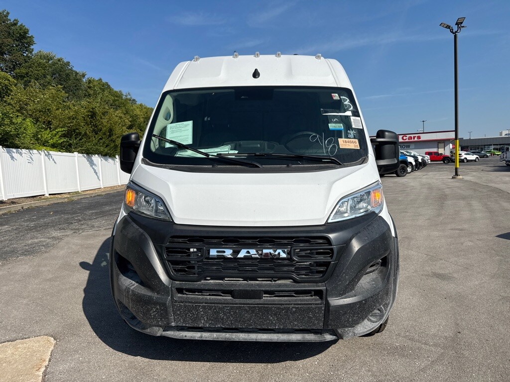 2025 Ram ProMaster 2500 photo 2