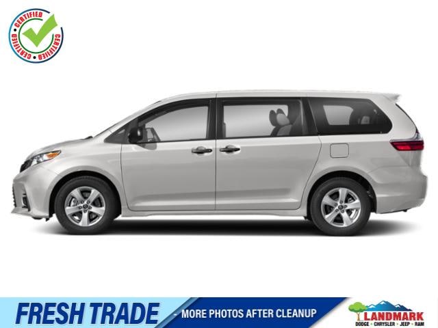 2020 Toyota Sienna LE V6 AWD 7-Passenger's photo