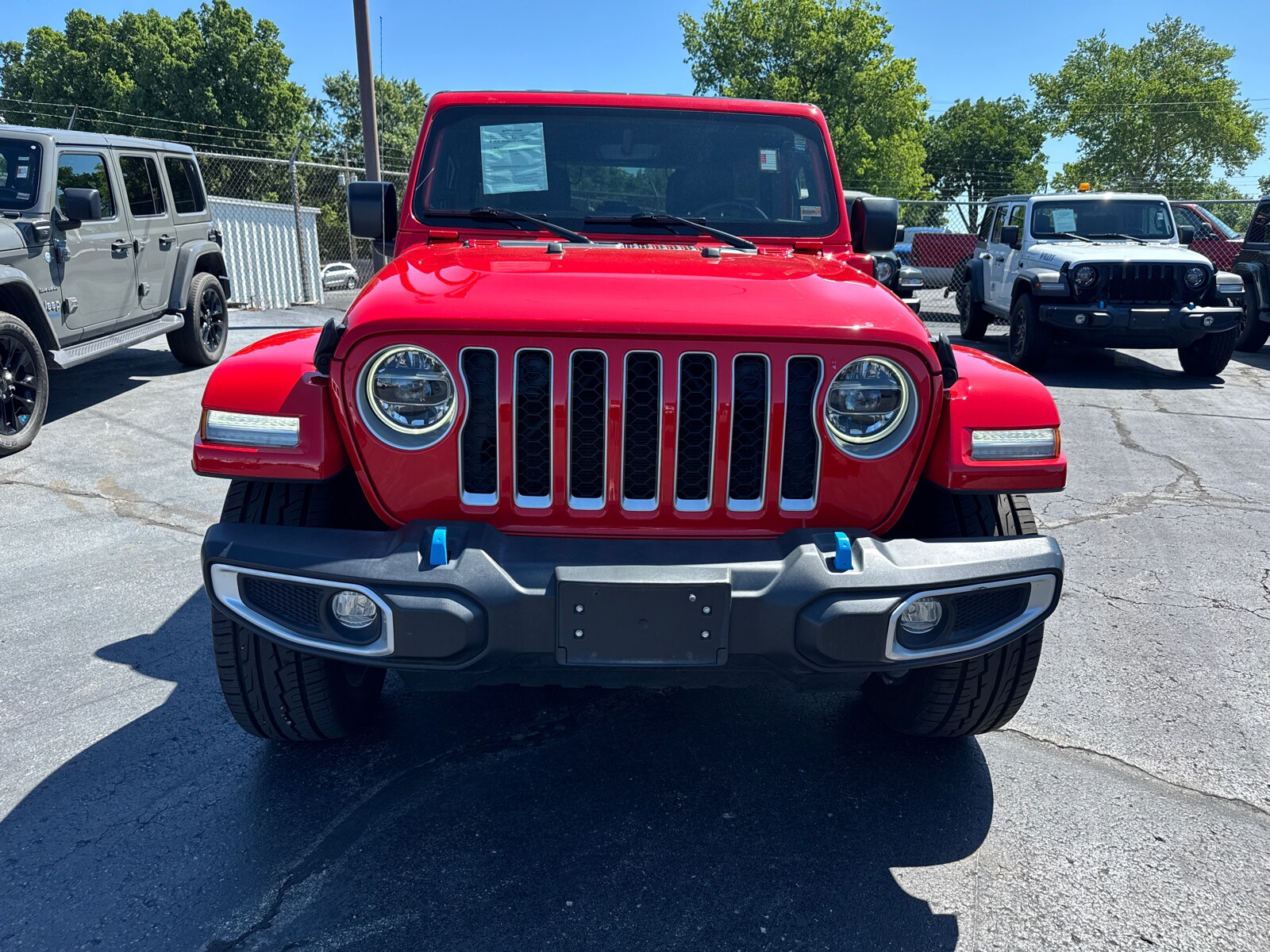 Used 2022 Jeep Wrangler Unlimited Sahara 4XE with VIN 1C4JJXP65NW171299 for sale in Kansas City