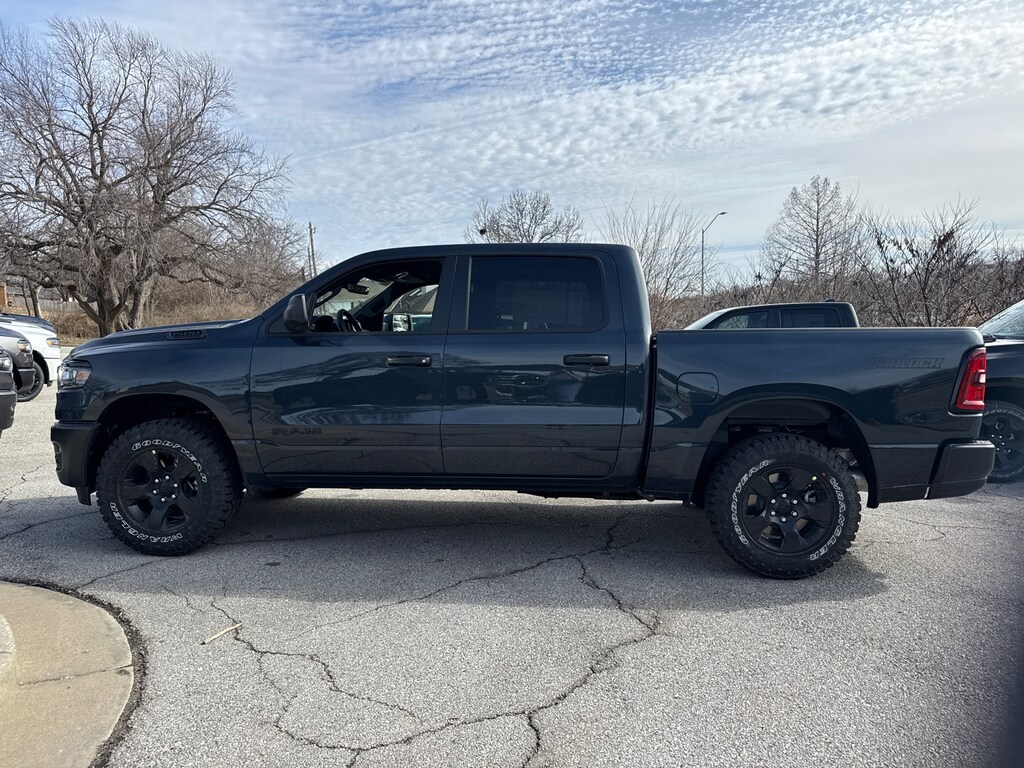 New 2026 Ram 1500 WARLOCK CREW CAB 4X4 5'7' BOX Pickup