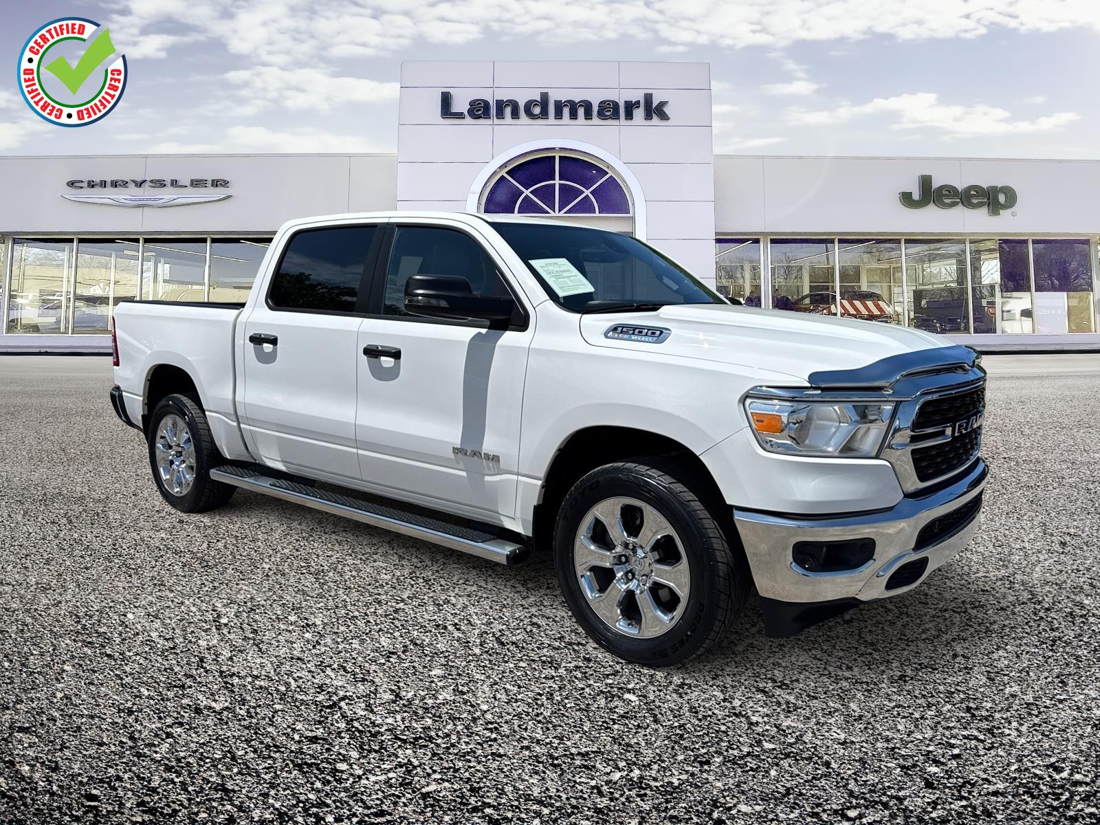 2023 RAM 1500 Big Horn/Lone Star 4x4 Crew Cab 5'7's photo