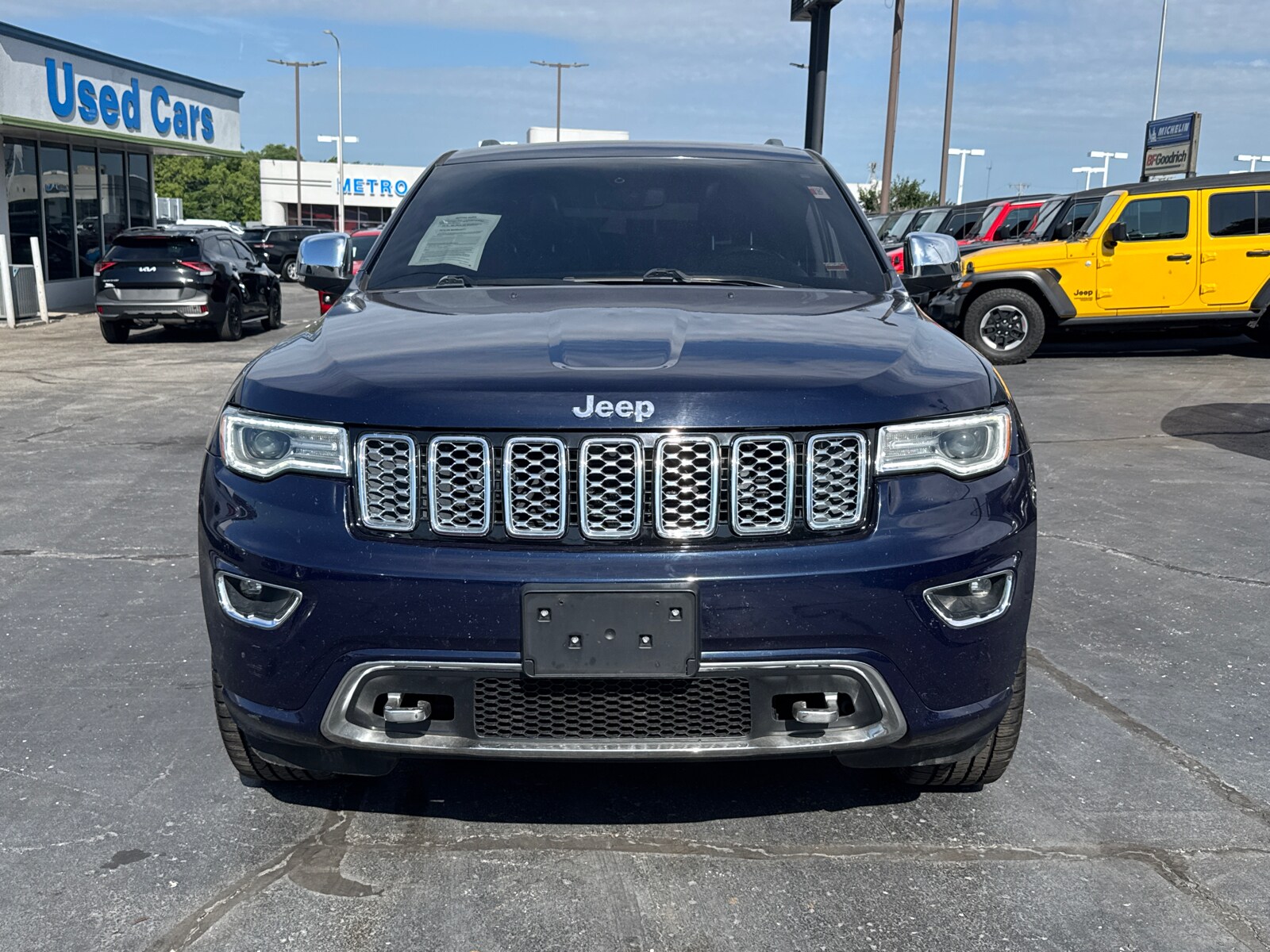 Used 2018 Jeep Grand Cherokee Trailhawk with VIN 1C4RJFLGXJC418405 for sale in Kansas City
