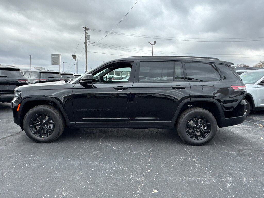 New 2025 Jeep Grand Cherokee L ALTITUDE X 4X4 Sport Utility