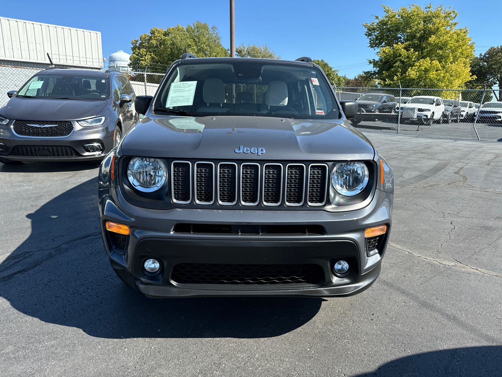 Used 2022 Jeep Renegade Latitude with VIN ZACNJDB13NPN64790 for sale in Kansas City