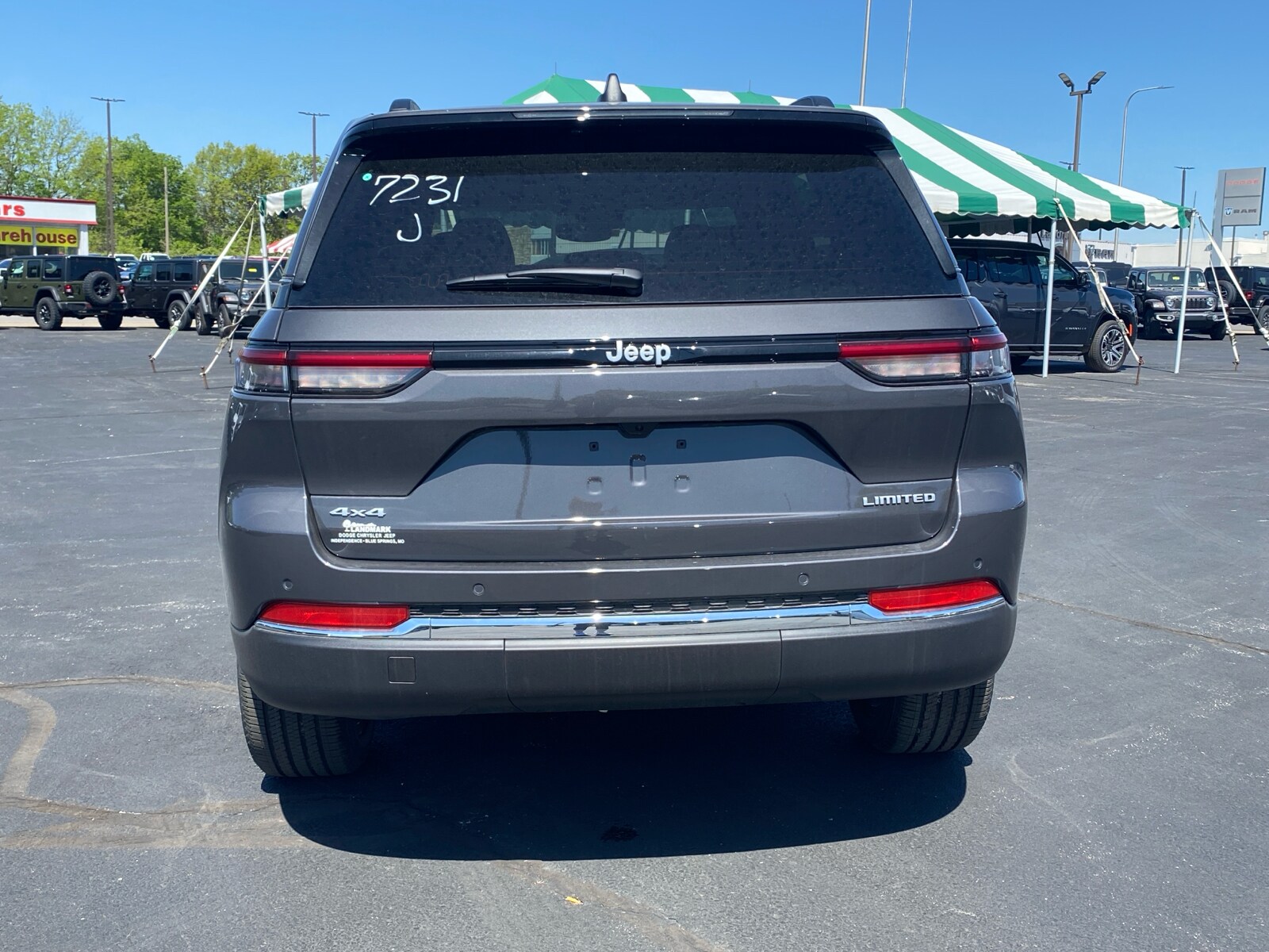 2024 Jeep Grand Cherokee Limited photo 4
