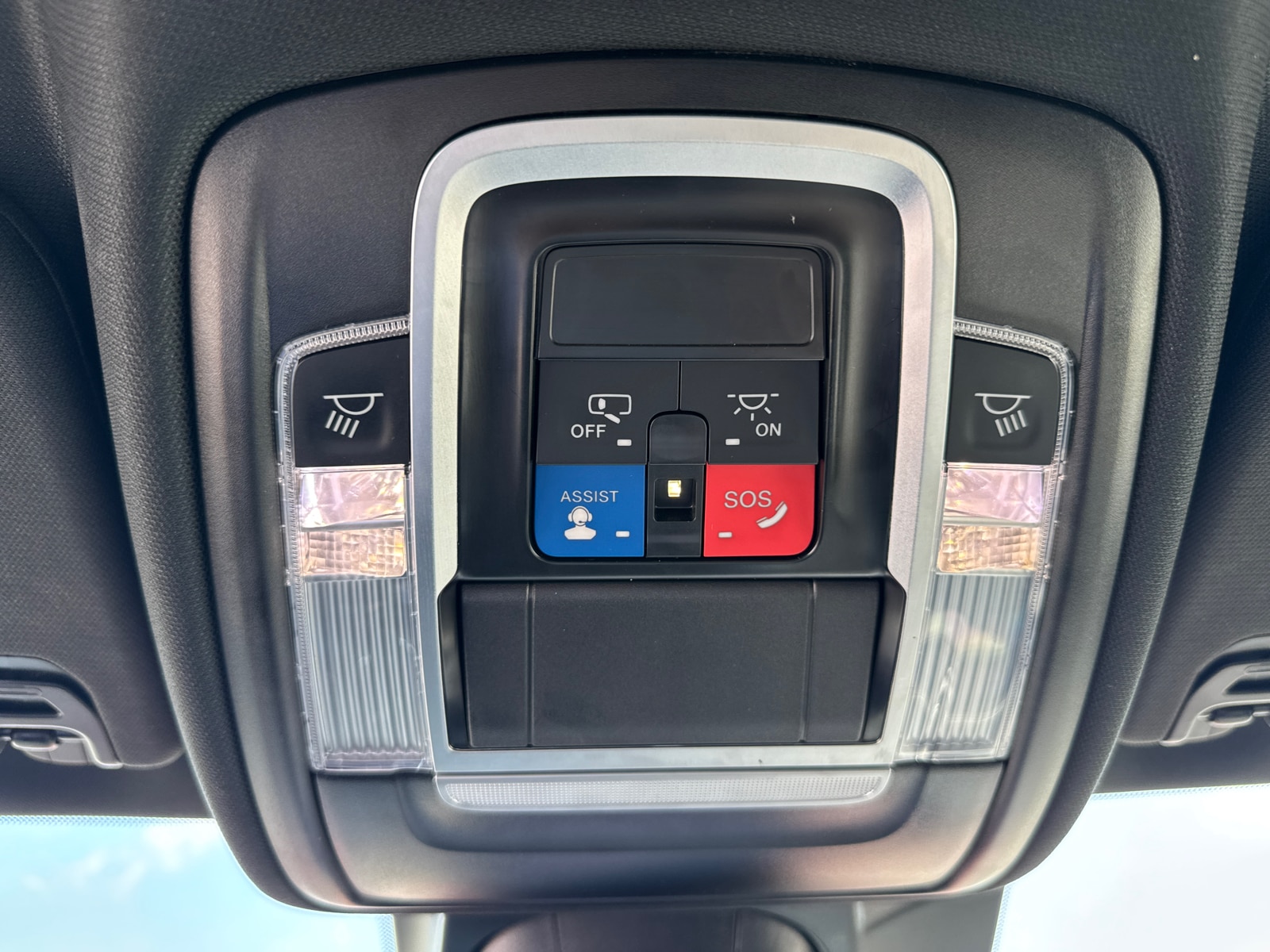 2024 RAM Ram 1500 Pickup Laramie - Photo 11