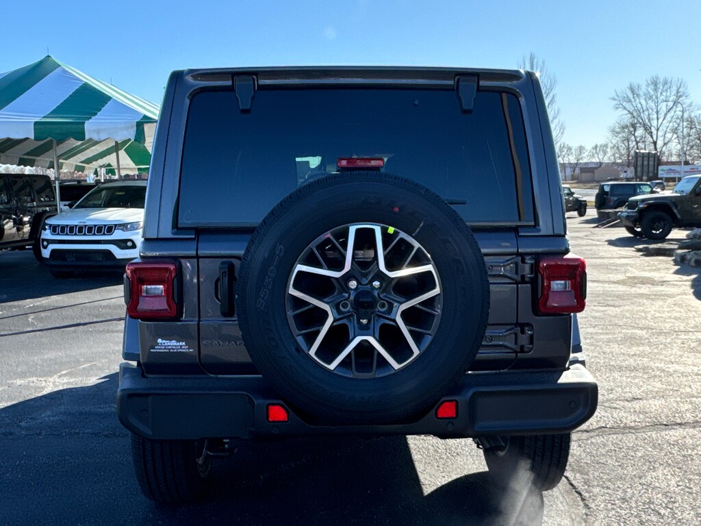 New 2026 Jeep Wrangler 4-DOOR SAHARA Sport Utility