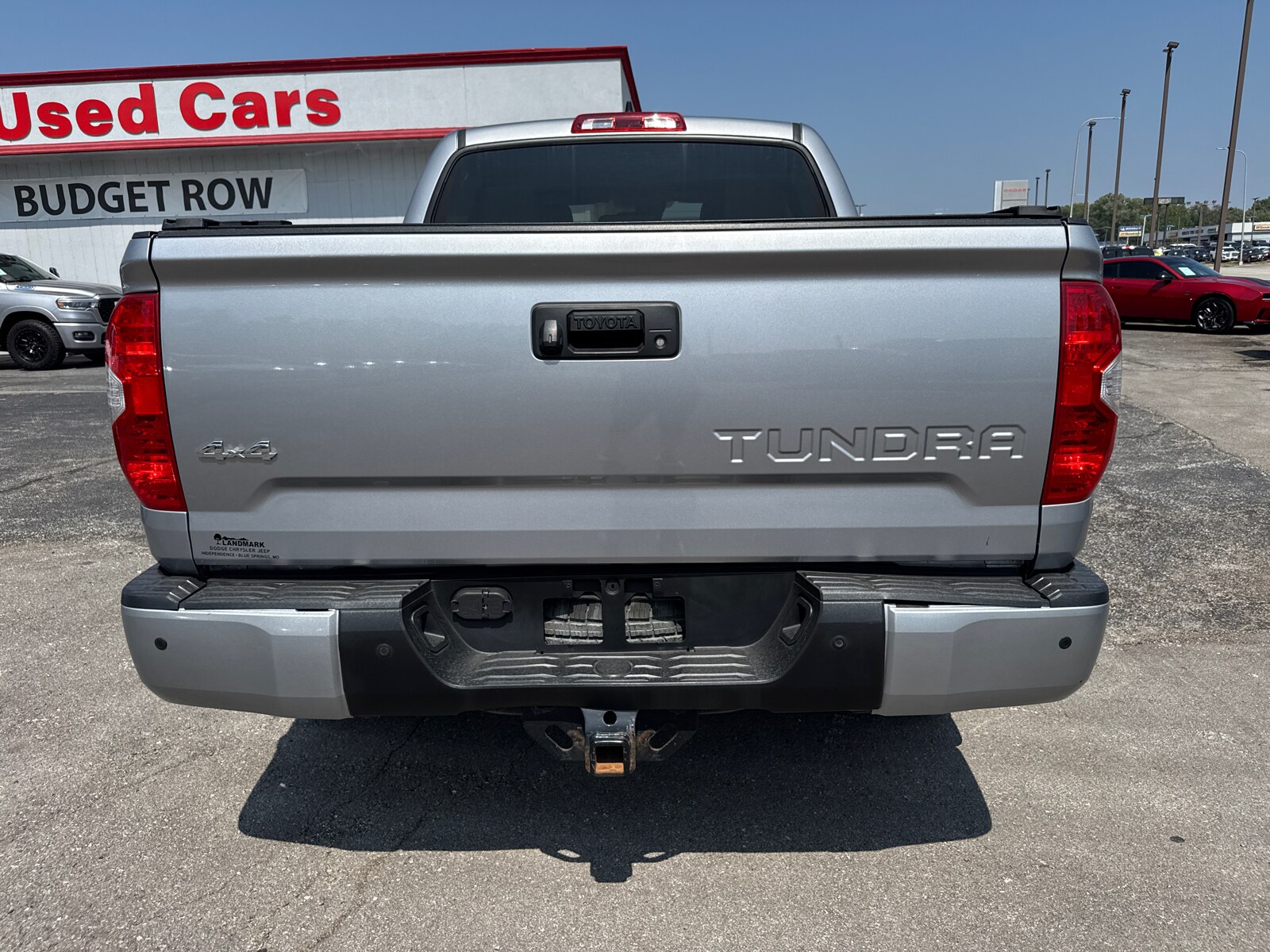 2020 Toyota Tundra Platinum CrewMax photo 4