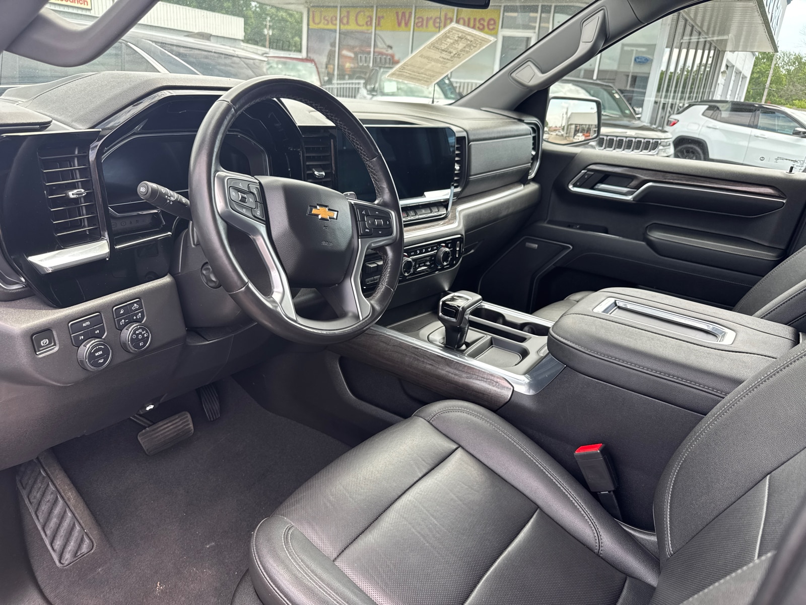 Used 2022 Chevrolet Silverado 1500 LTZ with VIN 3GCUDGED8NG617823 for sale in Kansas City