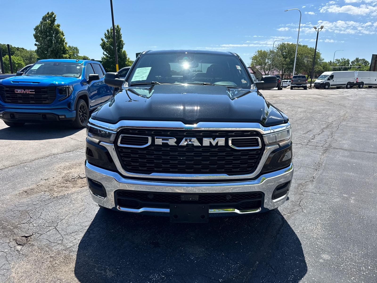 Used 2025 RAM Ram 1500 Pickup Big Horn/Lone Star with VIN 1C6SRFFPXSN528406 for sale in Kansas City