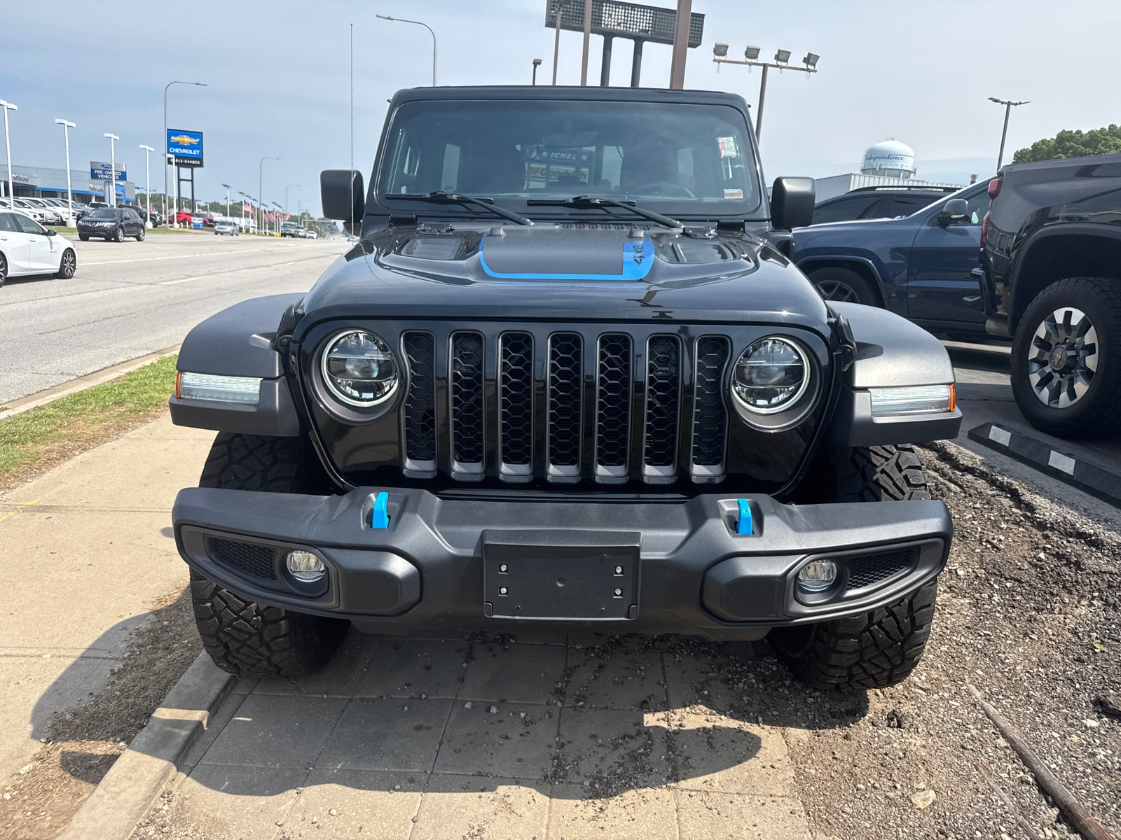 Used 2021 Jeep Wrangler Unlimited Rubicon 4XE with VIN 1C4JJXR61MW765724 for sale in Kansas City