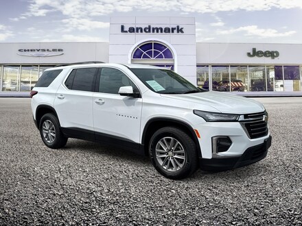 2023 Chevrolet Traverse LT Cloth Sport Utility