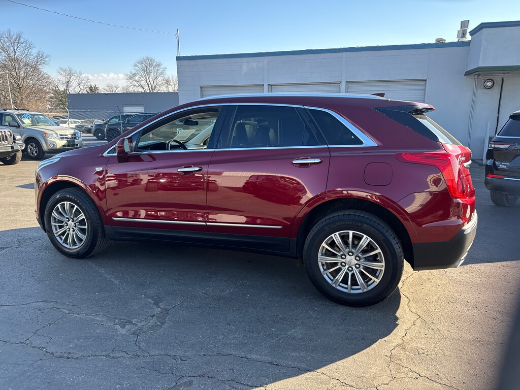 Used 2018 Cadillac XT5 Luxury FWD Sport Utility Vehicle