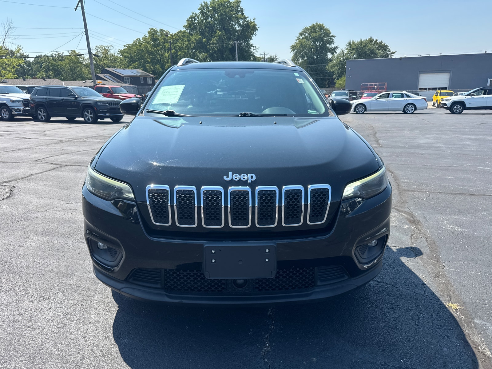 Used 2021 Jeep Cherokee Latitude Lux with VIN 1C4PJLMX7MD180645 for sale in Kansas City